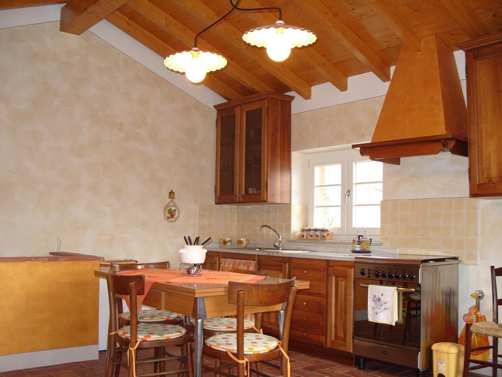 Il Podere Di Giada Bed & Breakfast Bagni di Lucca Rom bilde